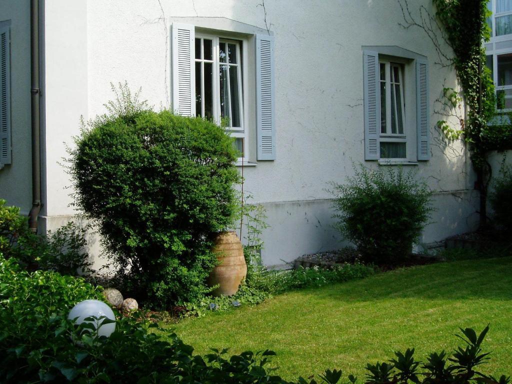 Am Schlosspark Guest house Munich